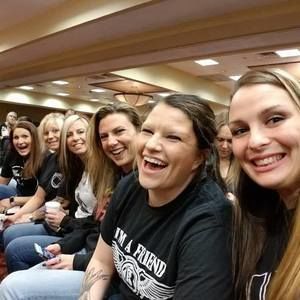 Meet your Posher, Nicole